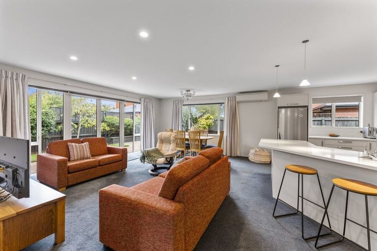 Photo of property in 9 Saint Clair Close, Harewood, Christchurch, 8051