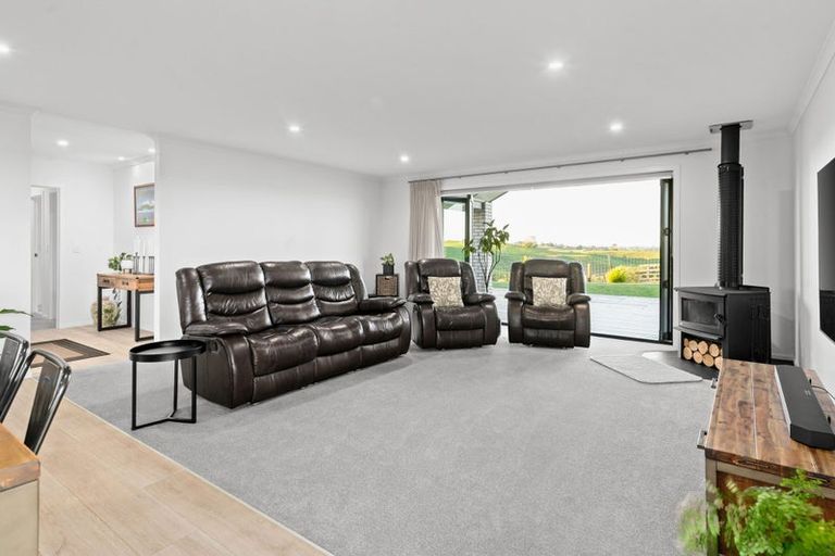 Photo of property in 110 Grove Road, Te Pahu, Hamilton, 3285