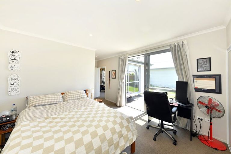 Photo of property in 26 George West Square West, Wigram, Christchurch, 8025