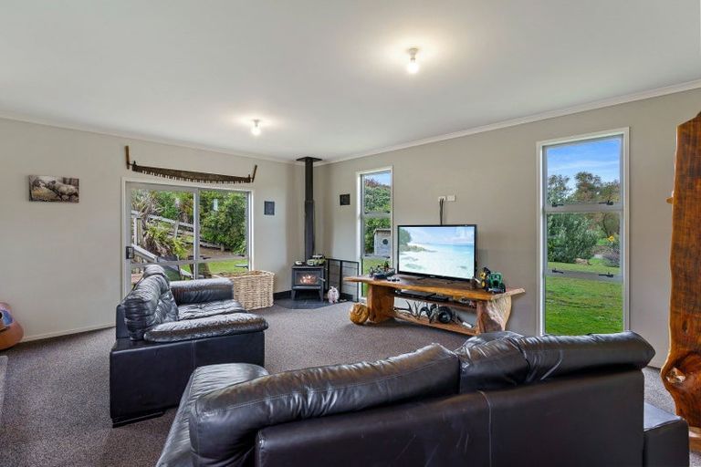 Photo of property in 78 Takapu Road, Manakau, Levin, 5573