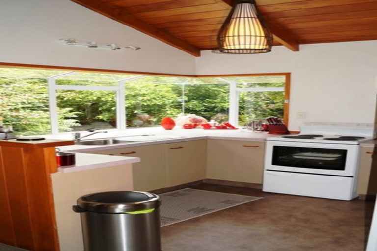 Photo of property in 16 Kendall Road, Kerikeri, 0230