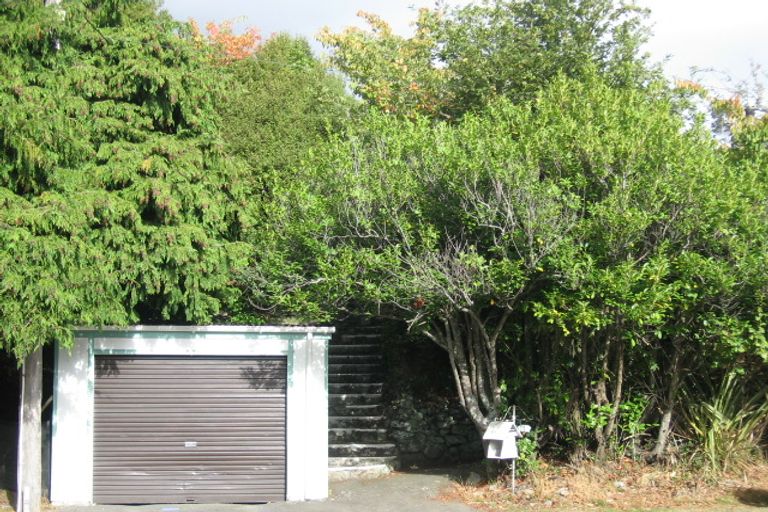 Photo of property in 62 Heretaunga Square, Silverstream, Upper Hutt, 5019