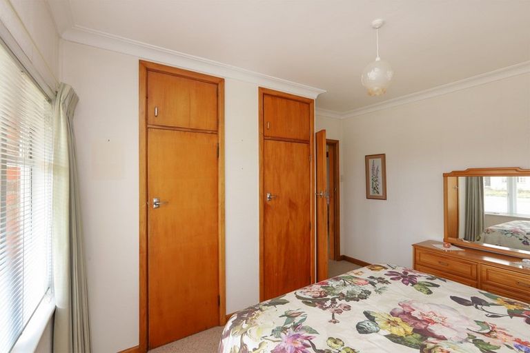 Photo of property in 10 Mill Road, Clive, 4102