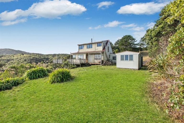 Photo of property in 156 Lone Kauri Road, Karekare, New Lynn, 0772