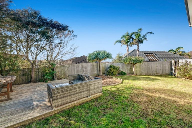 Photo of property in 105 Alec Craig Way, Gulf Harbour, Whangaparaoa, 0930