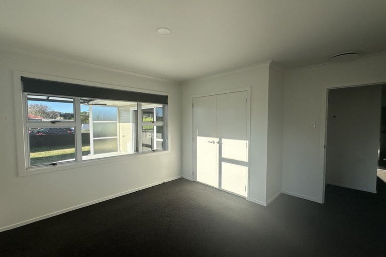 Photo of property in 5 Grey Street, Waitara, 4320