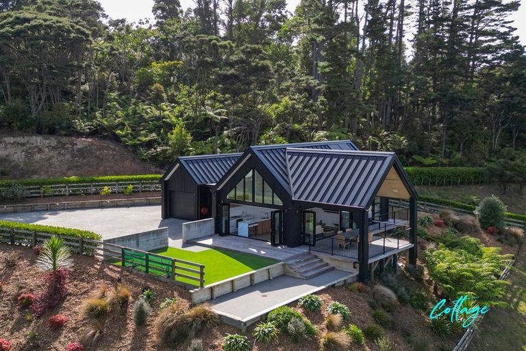 Photo of property in 31 James Paige Lane, Riverhead, 0793