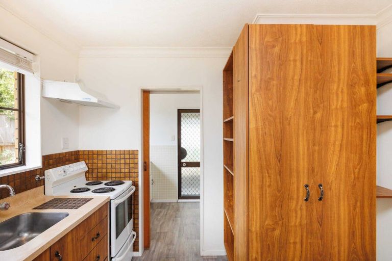 Photo of property in 98 Monrad Street, Highbury, Palmerston North, 4412