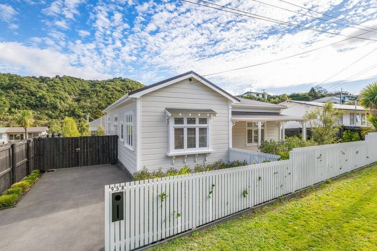Photo of property in 95b Waikawa Road, Picton, 7220