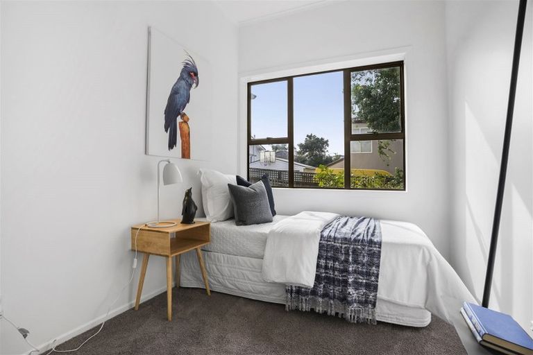 Photo of property in 1/16 Nile Road, Milford, Auckland, 0620