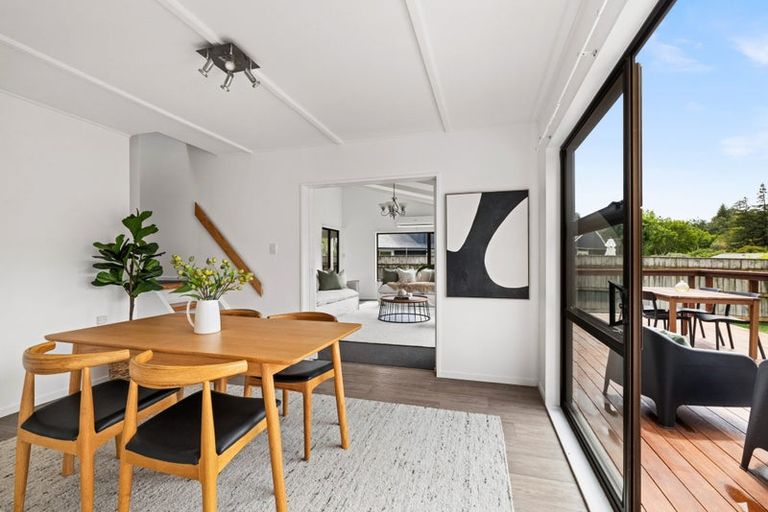 Photo of property in 9 Toop Street, Havelock North, 4130