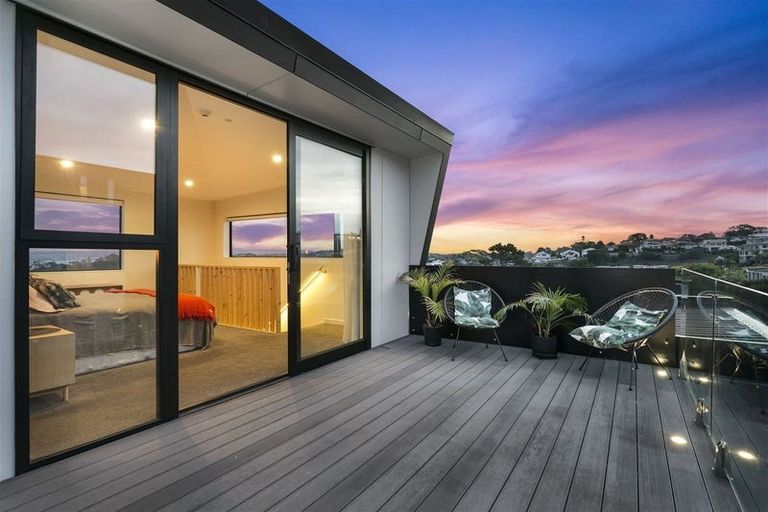 Photo of property in Sugar Lane Apartments, 11/31 Rawene Road, Birkenhead, Auckland, 0626