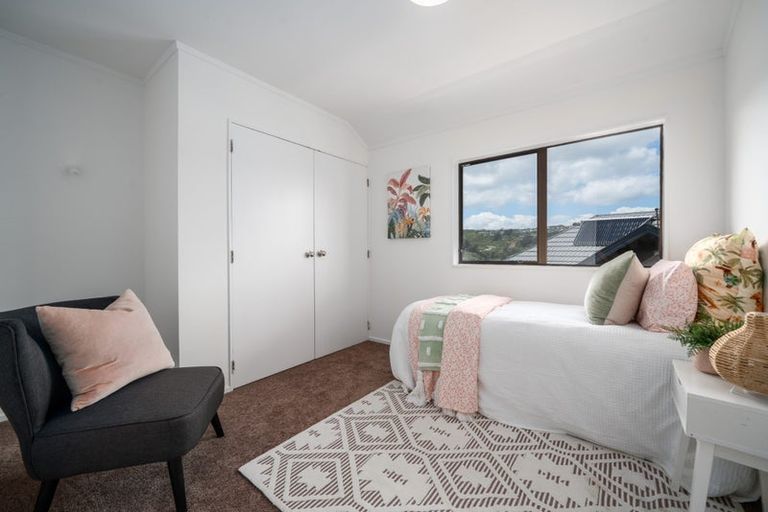 Photo of property in 14 Aintree Grove, Churton Park, Wellington, 6037