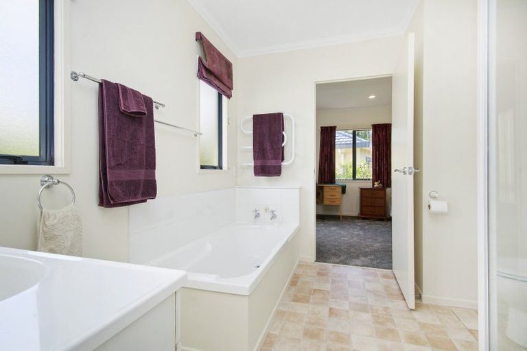 Photo of property in 58a Molesworth Street, Taita, Lower Hutt, 5011