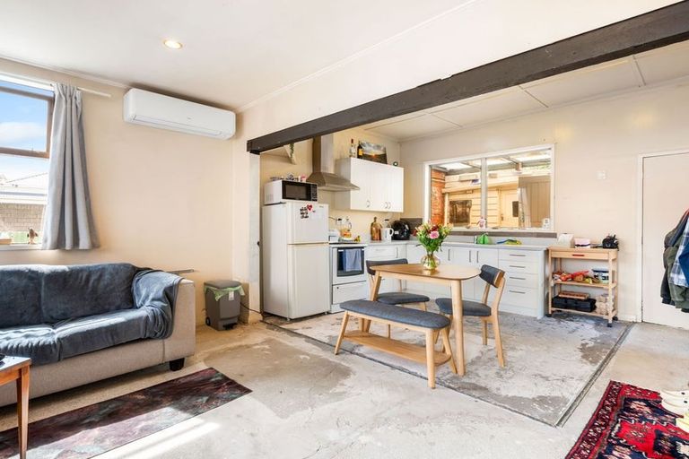 Photo of property in 41 Wesley Street, South Dunedin, Dunedin, 9012