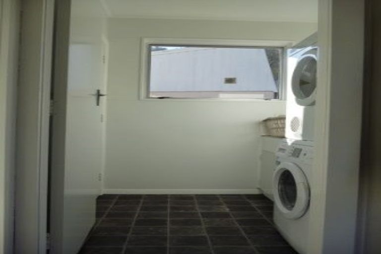 Photo of property in 3 Burn Place, The Brook, Nelson, 7010