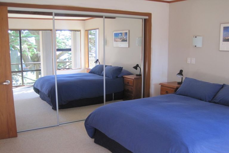 Photo of property in 14 Pa Road, Pukerua Bay, 5026