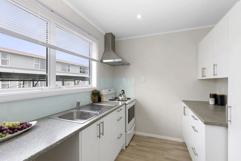 Photo of property in 1/15 Mudie Street, Alicetown, Lower Hutt, 5010