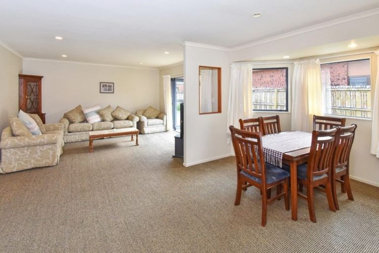 Photo of property in 7a West Street, Papakura, 2110