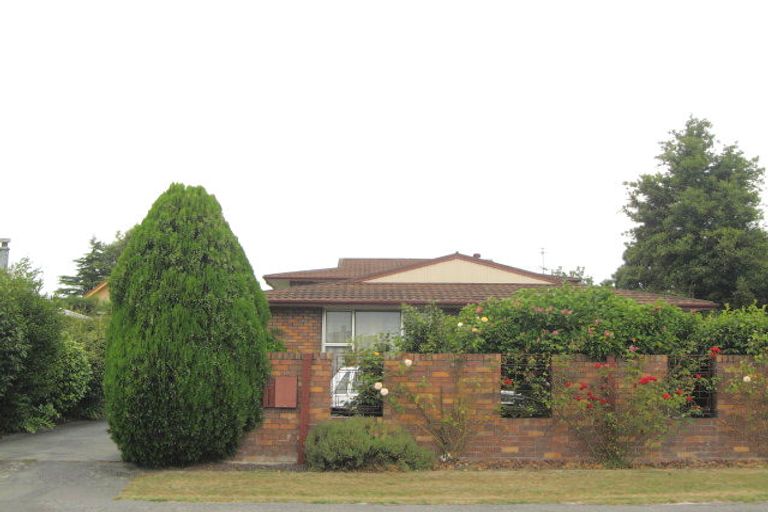 Photo of property in 22 Mays Road, St Albans, Christchurch, 8052