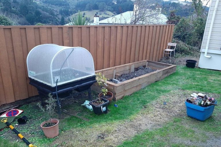 Photo of property in 17 Islington Street, North East Valley, Dunedin, 9010