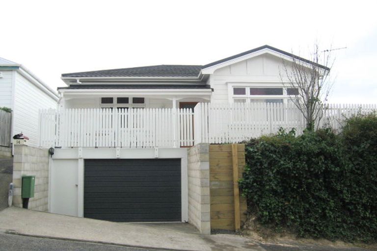 Photo of property in 14 Simla Terrace, Hospital Hill, Napier, 4110