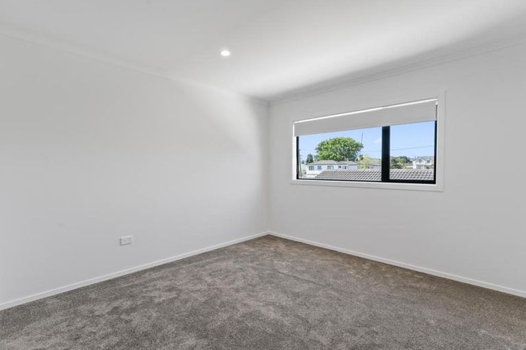Photo of property in 30 Opaheke Road, Papakura, 2110
