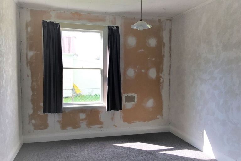 Photo of property in 64 James Street, Balclutha, 9230