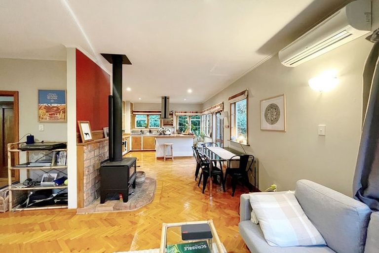 Photo of property in 20 Fraser Avenue, Johnsonville, Wellington, 6037