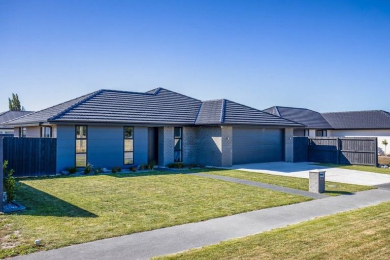 Photo of property in 62 Petries Road, Woodend, 7610