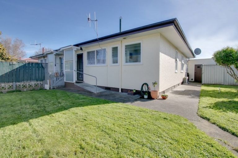 Photo of property in 4/608 Heretaunga Street East, Parkvale, Hastings, 4122