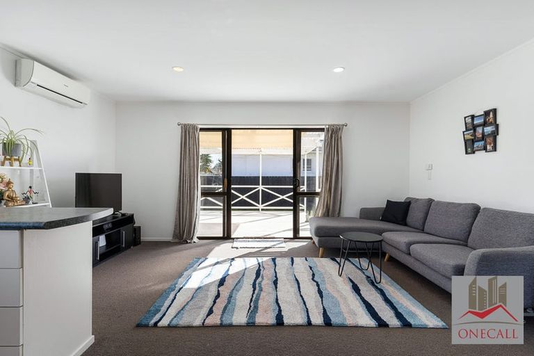 Photo of property in 16a Takanini School Road, Takanini, 2112