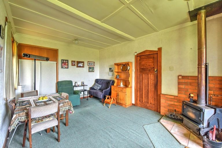 Photo of property in 162 Seaward Road, Edendale, 9825