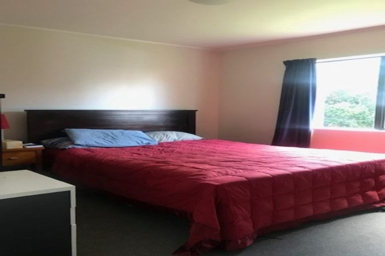 Photo of property in 2/22 Cosgrave Road, Papakura, 2110