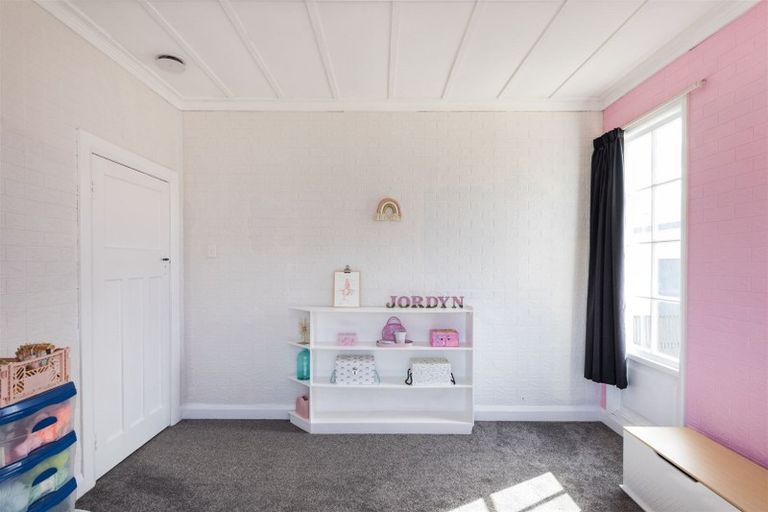 Photo of property in 42 King Street, Marton, 4710