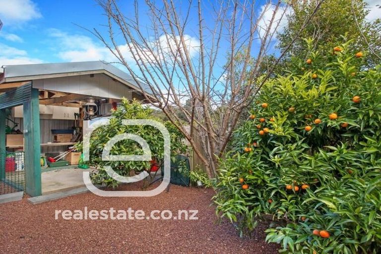 Photo of property in 13 Shah Place, Glen Eden, Auckland, 0602