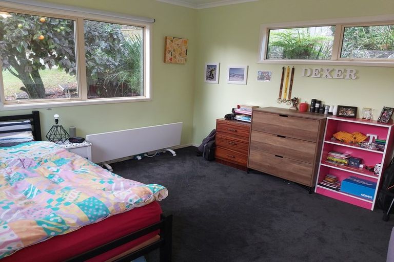 Photo of property in 52 Doralto Road, Frankleigh Park, New Plymouth, 4310