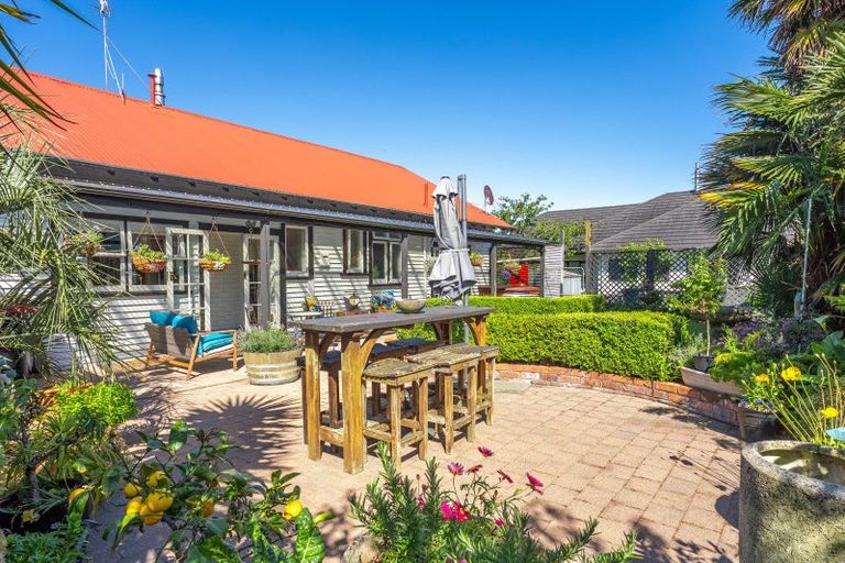 Photo of property in 15 Manchester Street, Levin, 5510