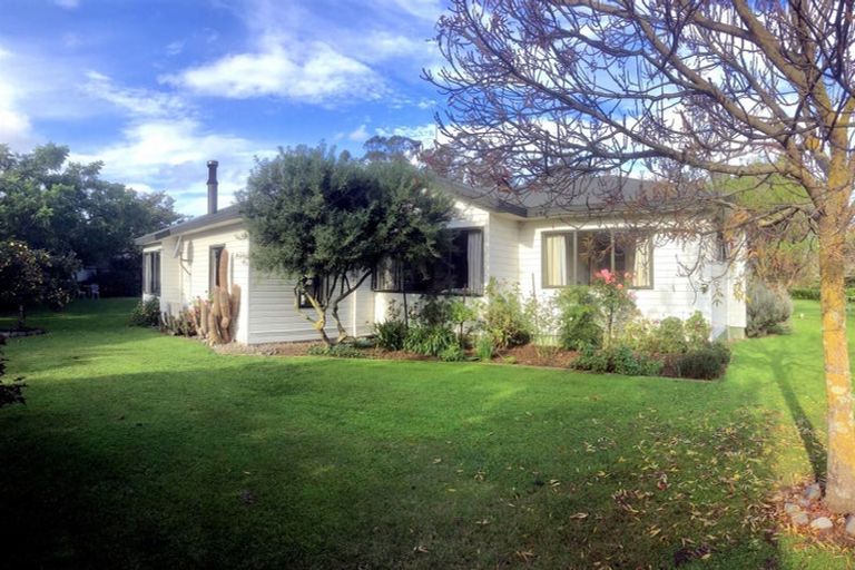 Photo of property in 6 Hatuma Road, Waipukurau, 4200