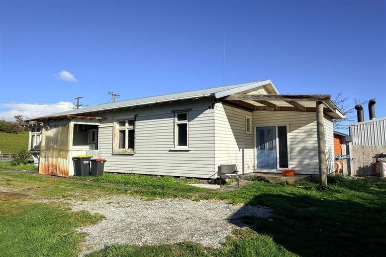 Photo of property in 62 Turumaha Street, Greymouth, 7805