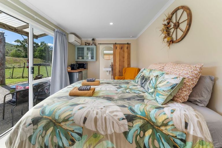 Photo of property in 4 Leigh Road, Foxhill, Wakefield, 7095