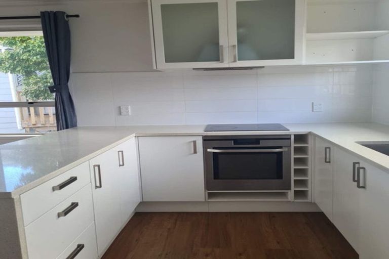 Photo of property in 48 Glynnbrooke Street, Te Atatu South, Auckland, 0610