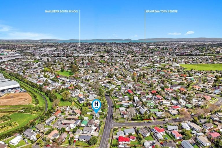 Photo of property in 93 Hyperion Drive, Randwick Park, Auckland, 2105