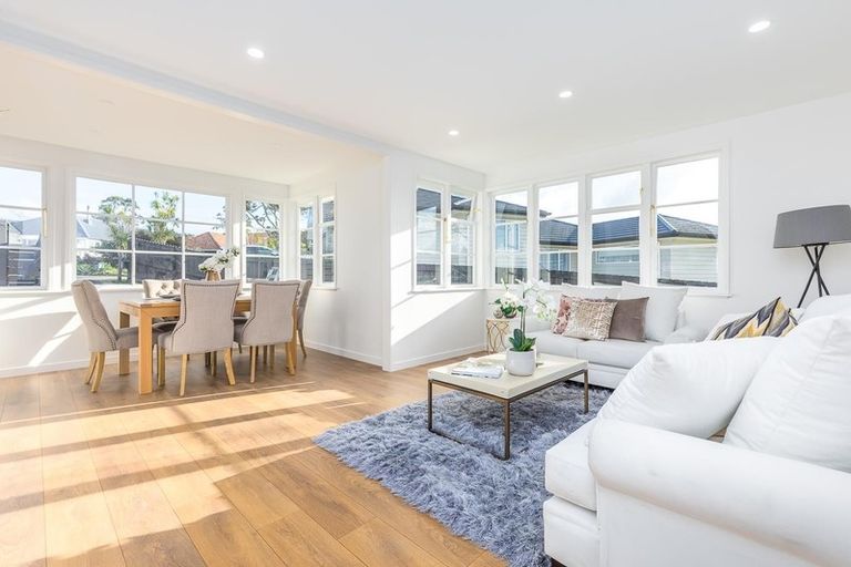 Photo of property in 1/48 Philomel Crescent, Bayswater, Auckland, 0622