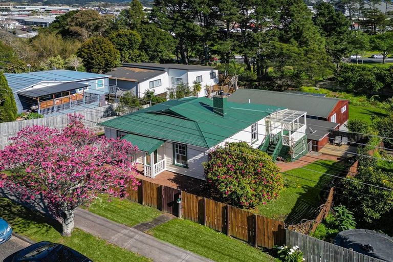 Photo of property in 1/47 Newington Road, Henderson, Auckland, 0612