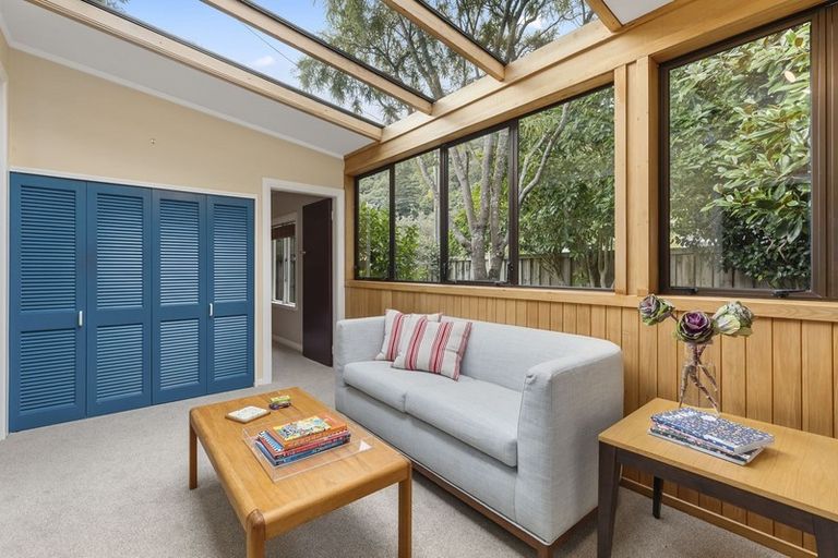 Photo of property in 2 Ngaio Street, Eastbourne, Lower Hutt, 5013