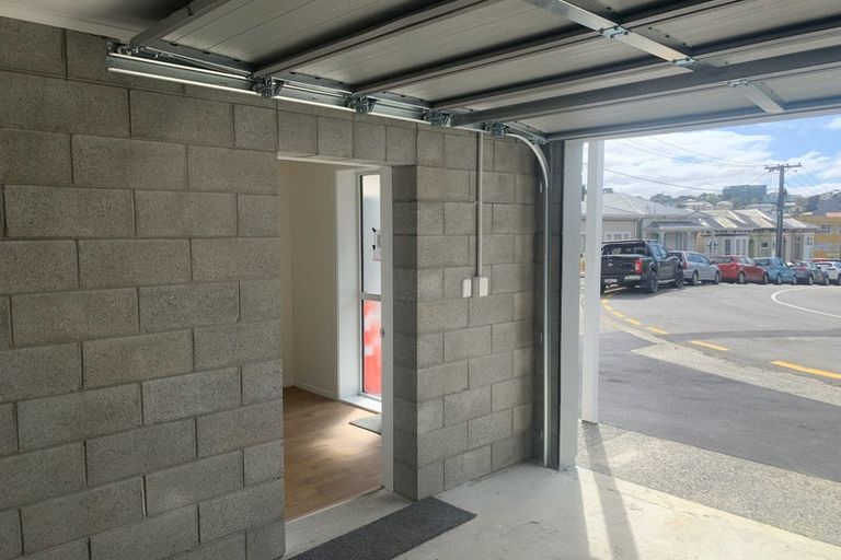 Photo of property in 16a Florence Street, Newtown, Wellington, 6021