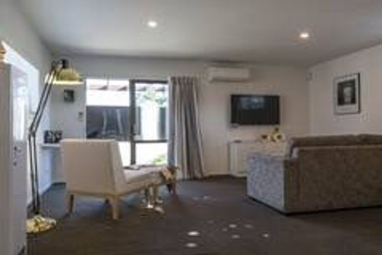 Photo of property in 145a Wairakei Road, Bryndwr, Christchurch, 8053