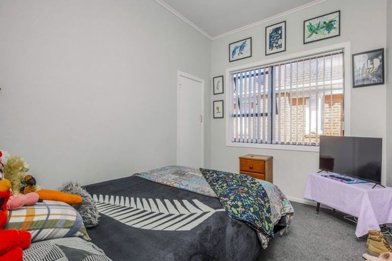 Photo of property in 51 Milton Road, Papatoetoe, Auckland, 2024