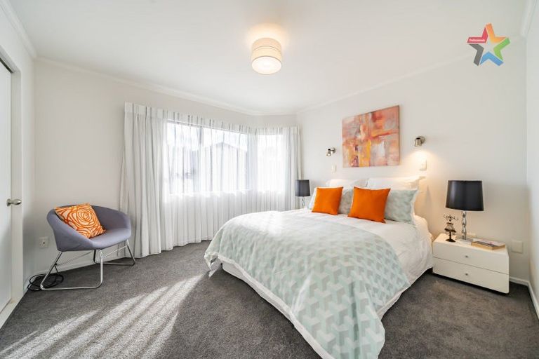 Photo of property in 39a Birdwood Road, Waterloo, Lower Hutt, 5011